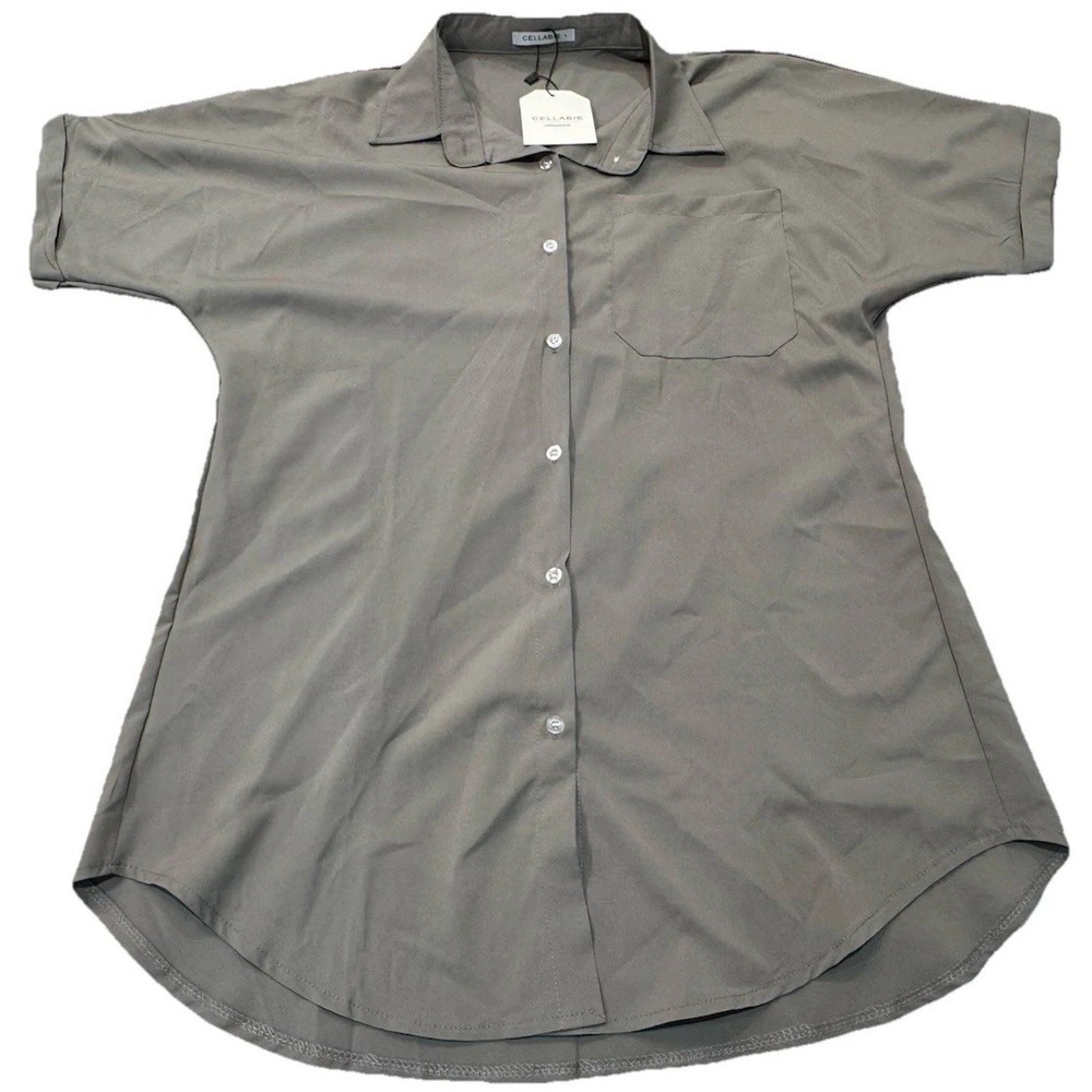 Cellabie NWT Button Down! Grey Women's Size L Short Sleeve Shirt!